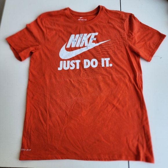Nike Shirt Mens Orange Just Do It Regular Fit Short Sleeve Activewear Large - Picture 1 of 6